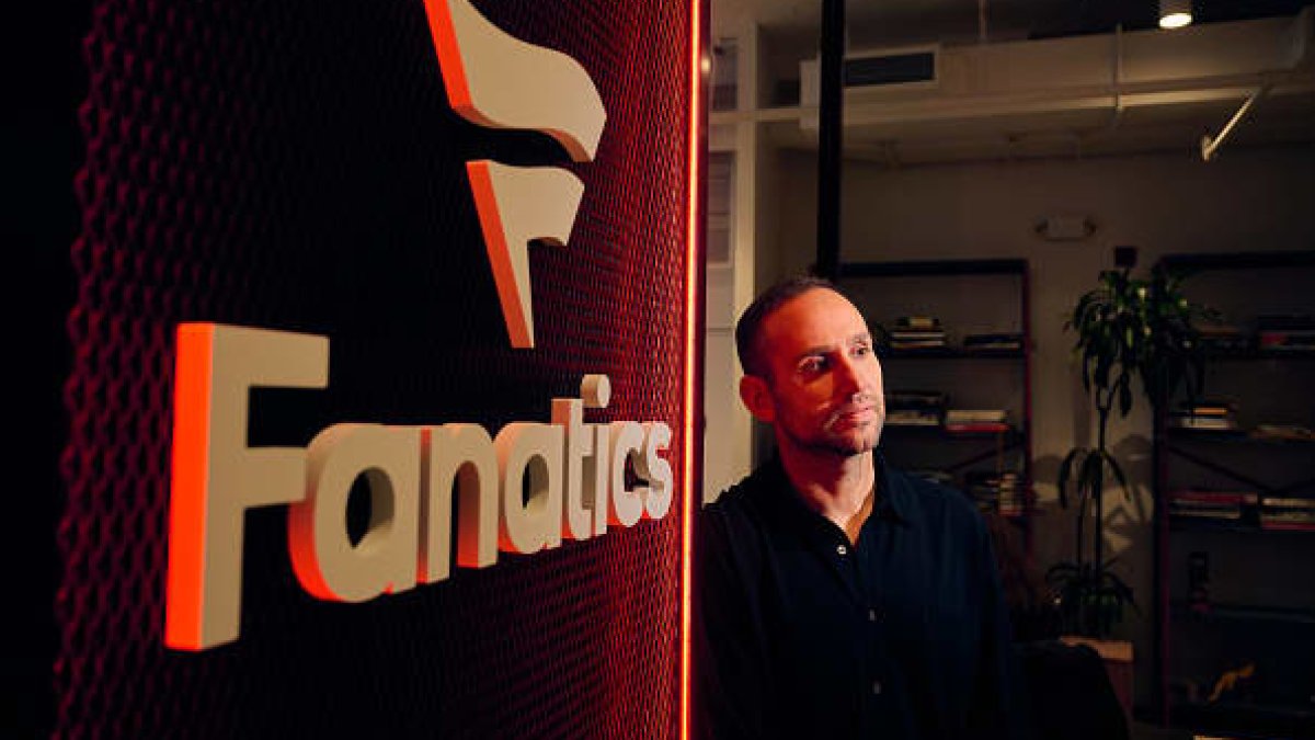 Fanatics Moves One Step Closer to IPO, Hiring Meta's Head of Investor Relations - Vimarsana News