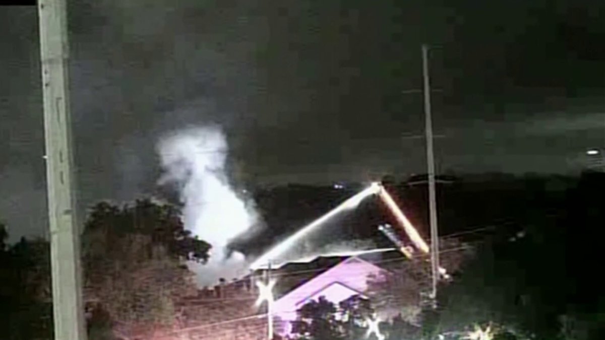 Firefighters Respond to Early Morning Apartment Fire in Dallas NBC 5