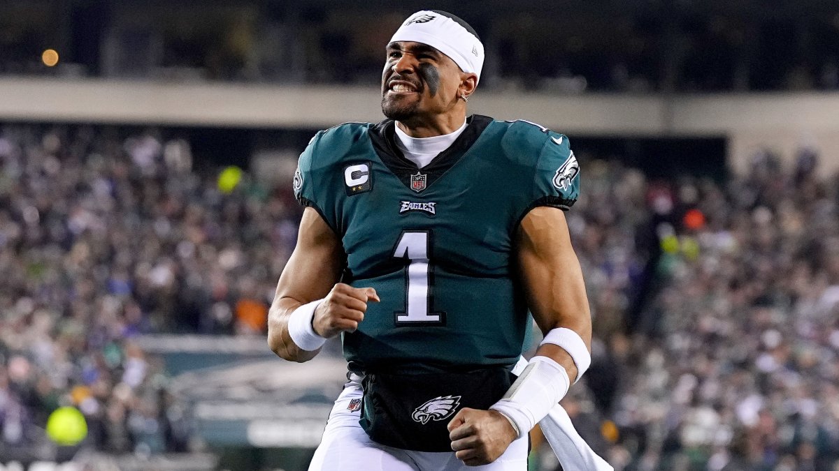 Eagles announce jersey number changes for Jalen Hurts and others