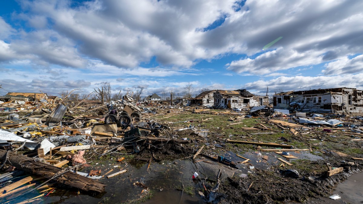 At Least 27 Dead in Tornadoes That Tore Through South, Midwest – NBC 5 Dallas-Fort Worth - Vimarsana News