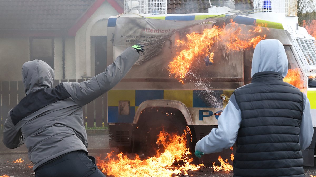 Police Car Firebombed in Protest of N. Ireland Peace Deal Ahead of Biden's Visit – NBC 5 Dallas-Fort Worth - Vimarsana News