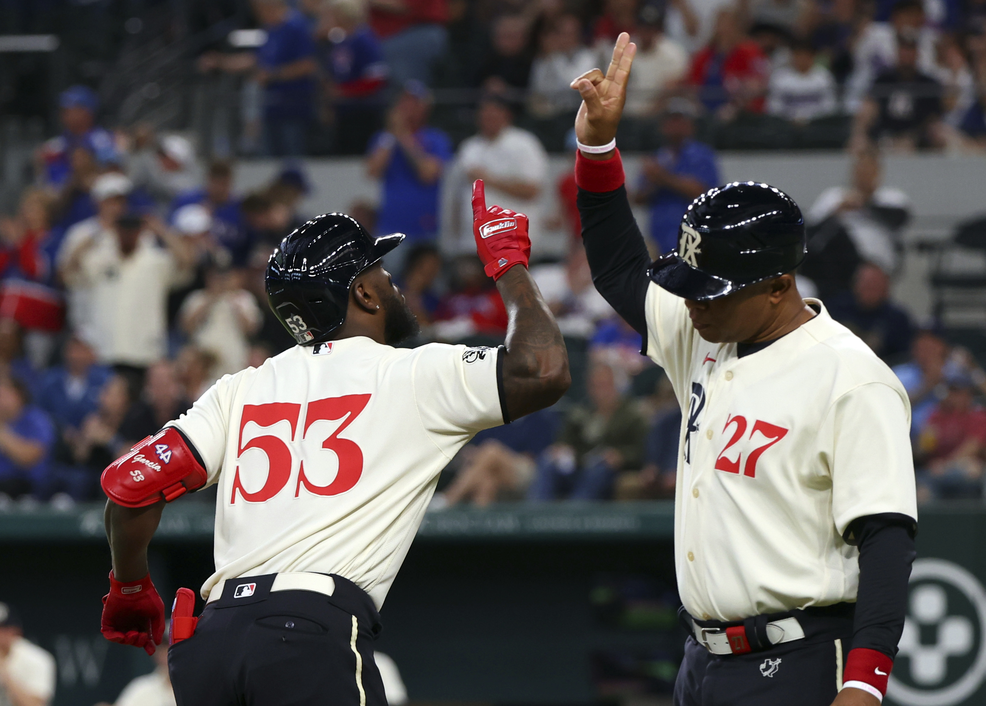 Rangers beat Oakland 3-18 at home