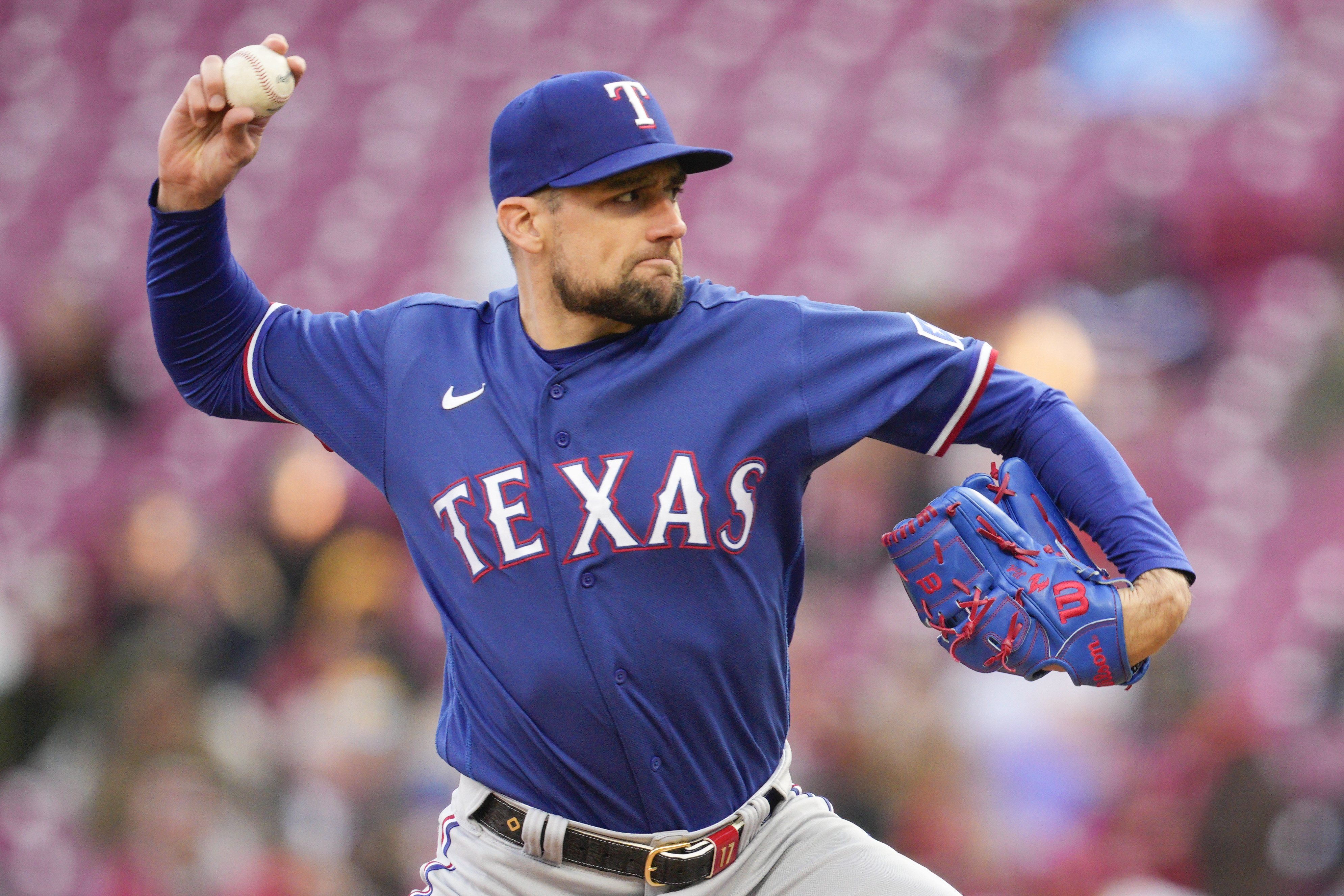 Texas Rangers' Josh Jung leaves game vs. Reds after taking a pitch