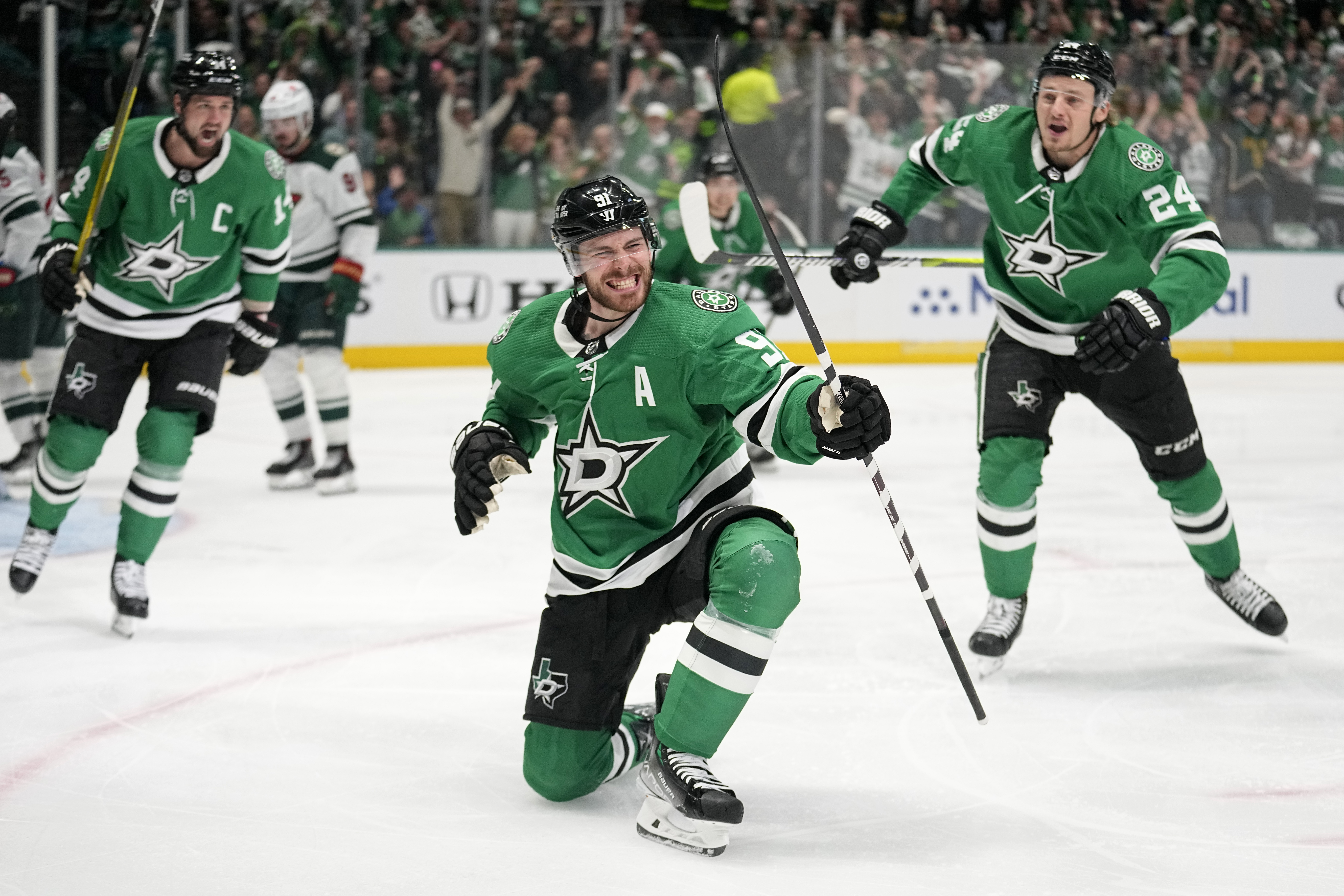 Dallas Stars center Tyler Seguin (91) during the NHL game between