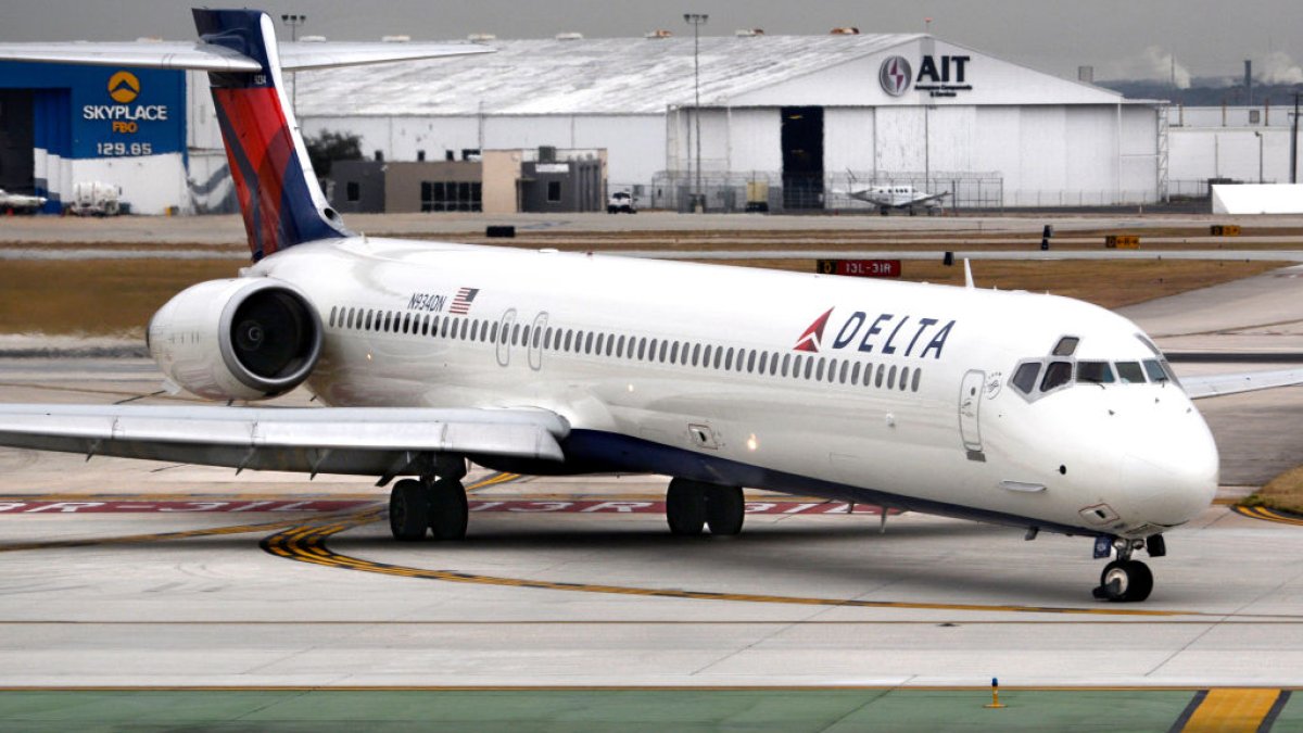 Minnesota Man Sent to Prison for Striking Delta Flight with Laser – NBC 5 Dallas-Fort Worth - Vimarsana News