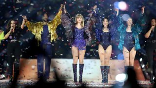 ARLINGTON, TEXAS – MARCH 31: Taylor Swift performs onstage during the “Taylor Swift | The Eras Tour” at AT&T Stadium on March 31, 2023 in Arlington, Texas.