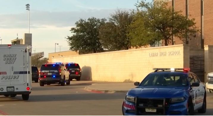 Juvenile Given Maximum Sentence For Fatal Shooting At Arlington Lamar ...