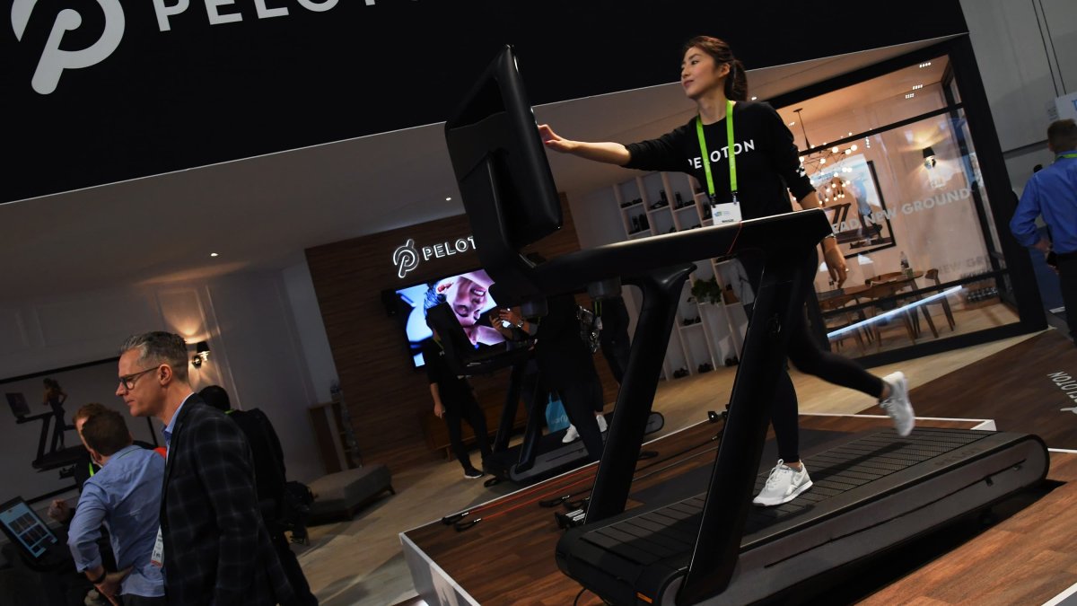 Peloton Will Offer Safety Guard for Recalled Tread+ Treadmill – NBC 5 Dallas-Fort Worth - Vimarsana News