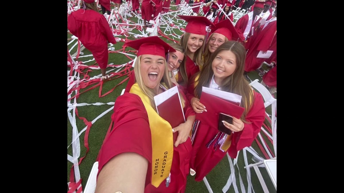 Lake Highlands Friends Mark Graduation with Physical Reminder of