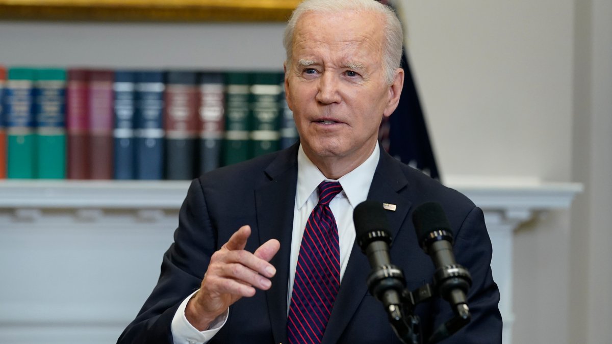 Title 42 End Will be 'Chaotic' for US-Mexico Border, Biden Says – NBC 5 Dallas-Fort Worth - Vimarsana News