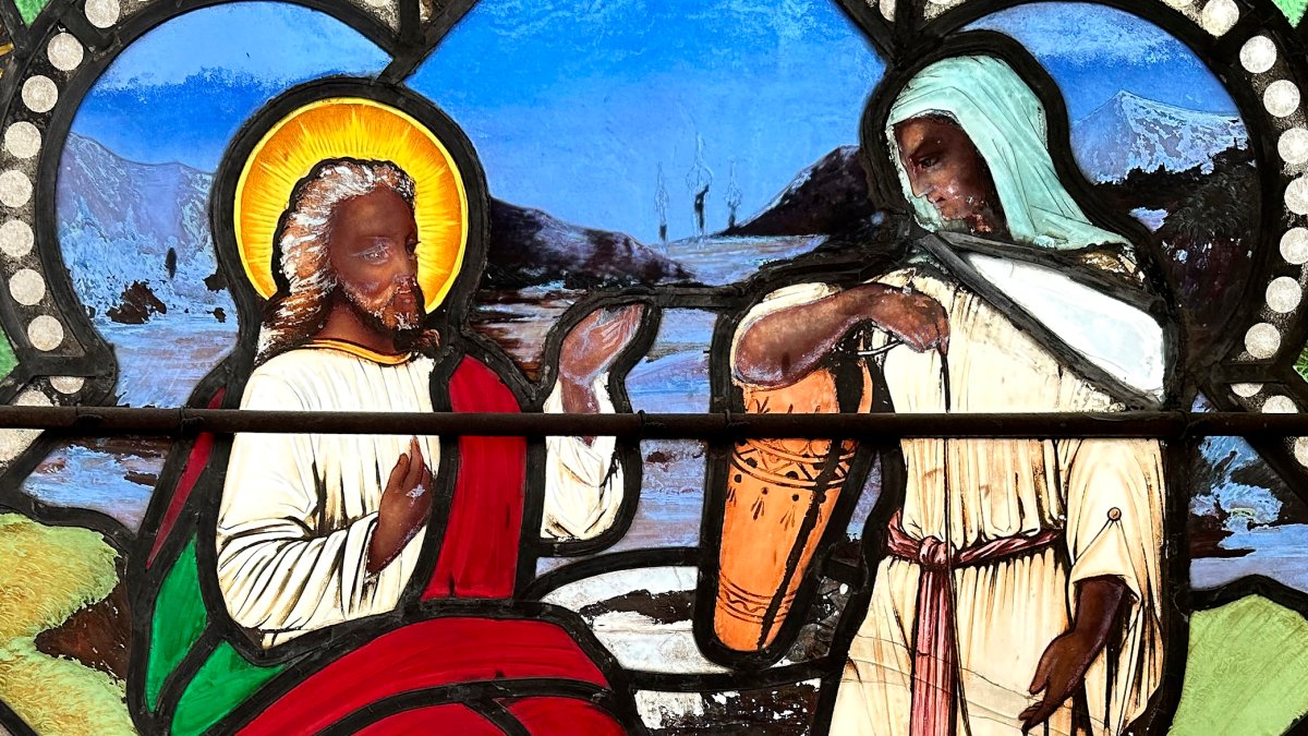 Stained Glass Window Shows Jesus Christ With Dark Skin – NBC 5 Dallas-Fort Worth - Vimarsana News