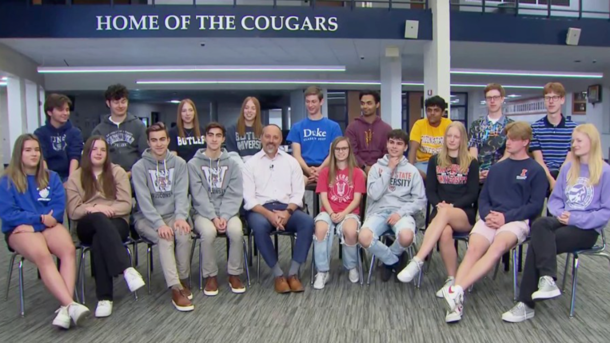 Illinois High School Graduation Features 12 Sets of Twins and 1 Set of Triplets in 2023 – NBC 5 Dallas-Fort Worth - Vimarsana News