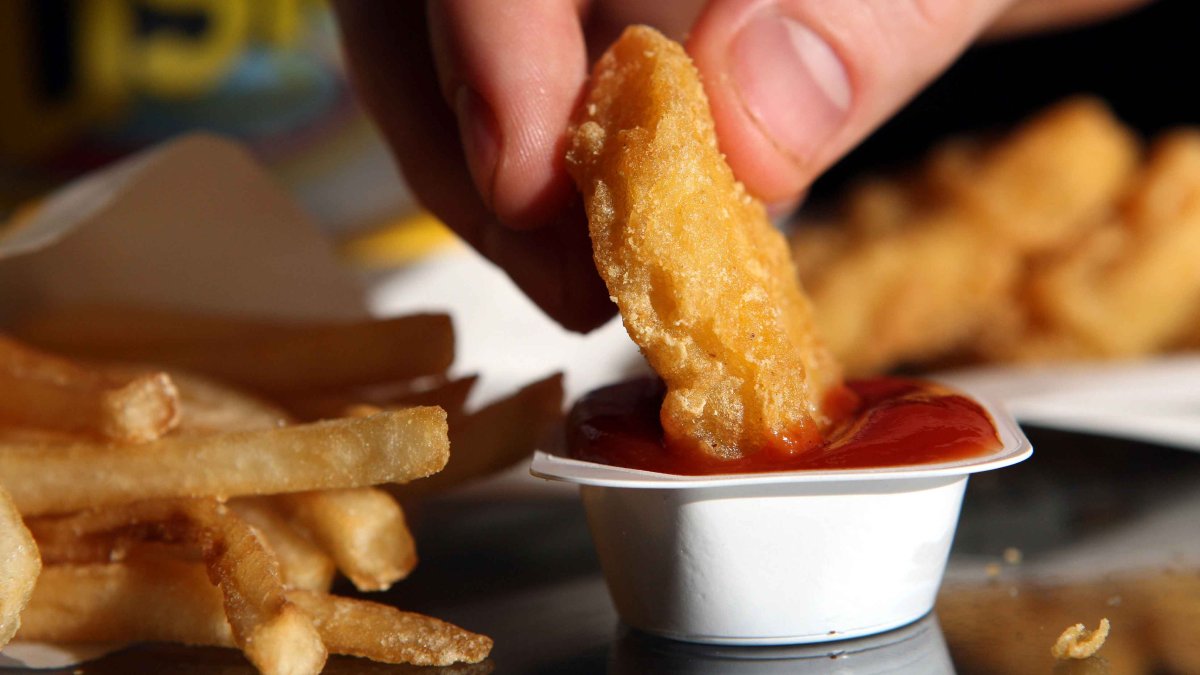 Parents Suing McDonald's Over Chicken Nugget That Burned Daughter – NBC 5 Dallas-Fort Worth - Vimarsana News