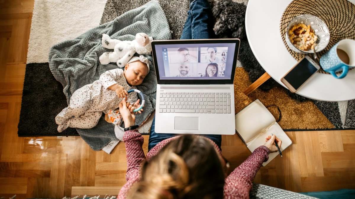 Parents Say Flexible Work Leads to Productivity, Fulfillment and Relief—But 1 in 3 Worry About It Resulting in a Career Hit - Vimarsana News