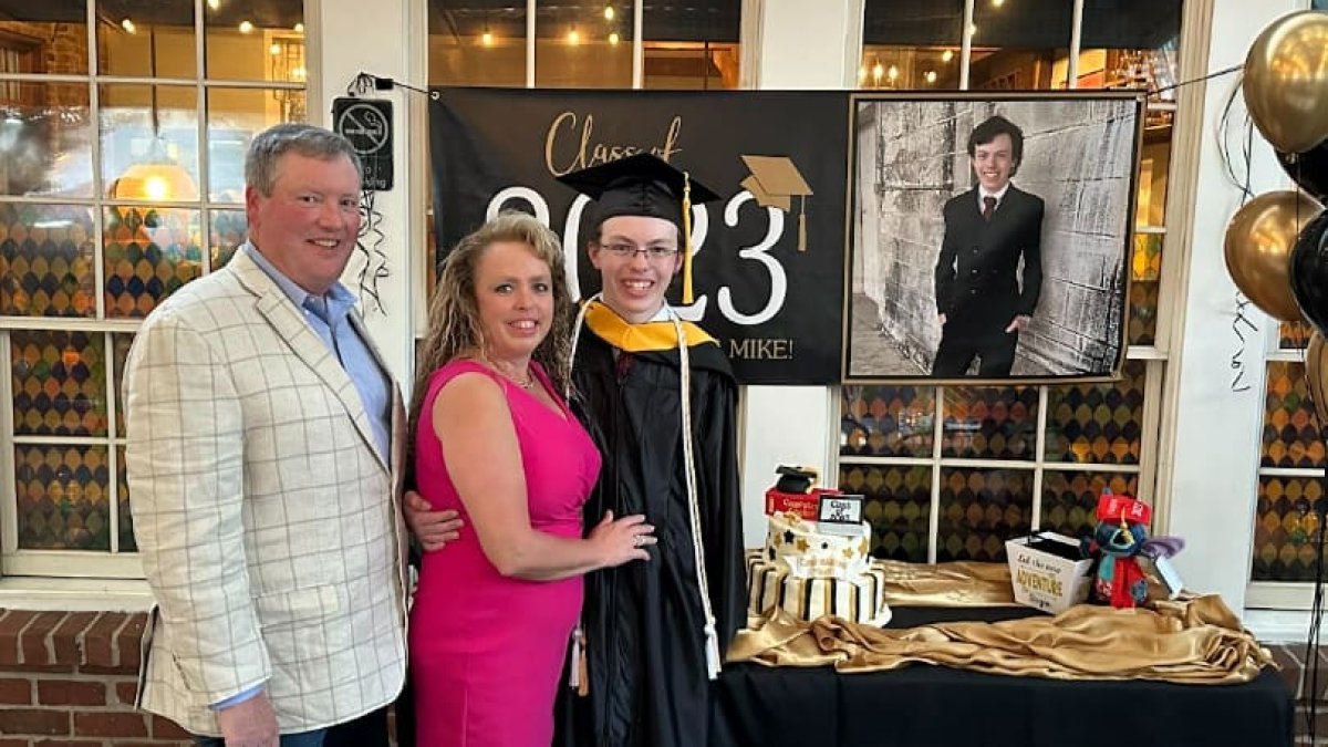 Mom and Dad of 14-Year-Old College Graduate Share Their No. 1 Parenting Rule – NBC 5 Dallas-Fort Worth - Vimarsana News