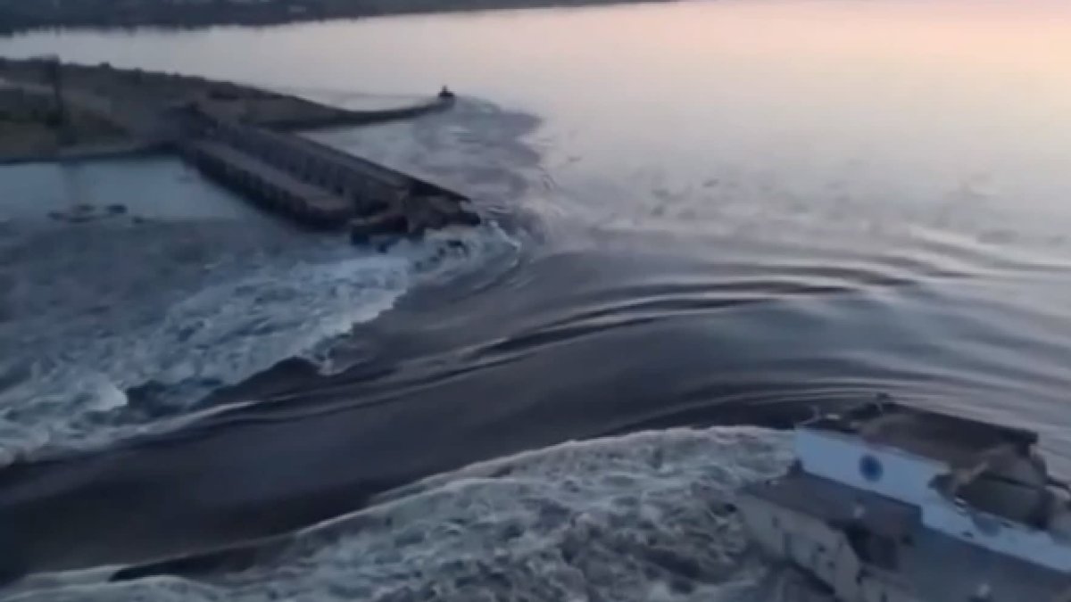 Evacuations Begin as Major Dam 'Blown Up' by Russian Forces, Ukraine Says, Warning of Flooding – NBC 5 Dallas-Fort Worth - Vimarsana News