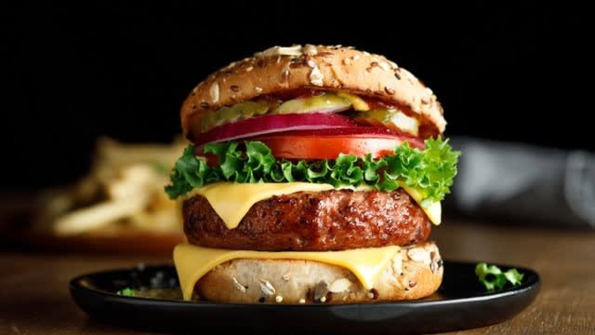 'Real' Meat Maker Cargill May Emerge Big Winner in Plant-Based Food as Buzzy Startup Boom Fades – NBC 5 Dallas-Fort Worth - Vimarsana News
