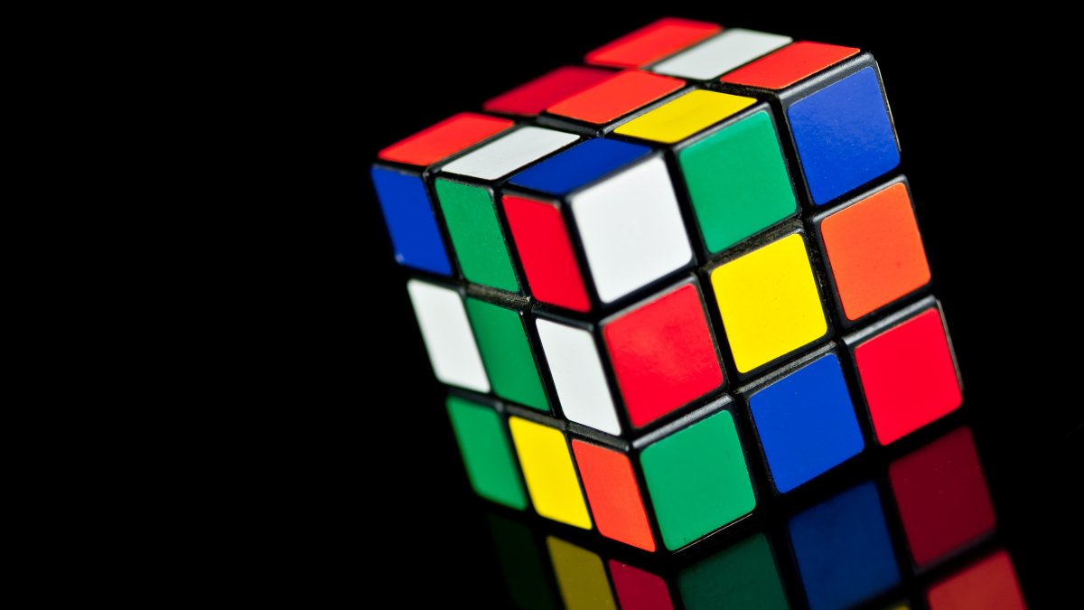 21-year-old achieves 'astonishing' new record for fastest time solving a Rubik's Cube – NBC 5 Dallas-Fort Worth - Vimarsana News