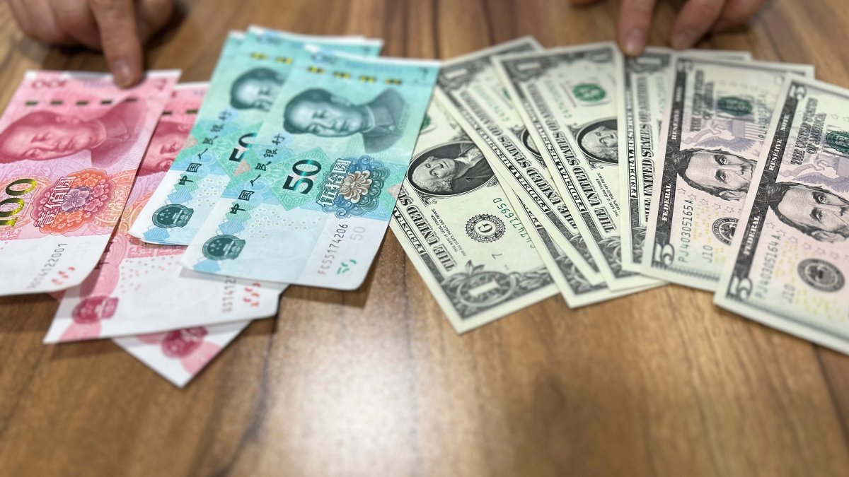 Kim Jong Un Faces Challenges as North Korea Tries Limit Dollar and Yuan Usage – NBC 5 Dallas-Fort Worth - Vimarsana News