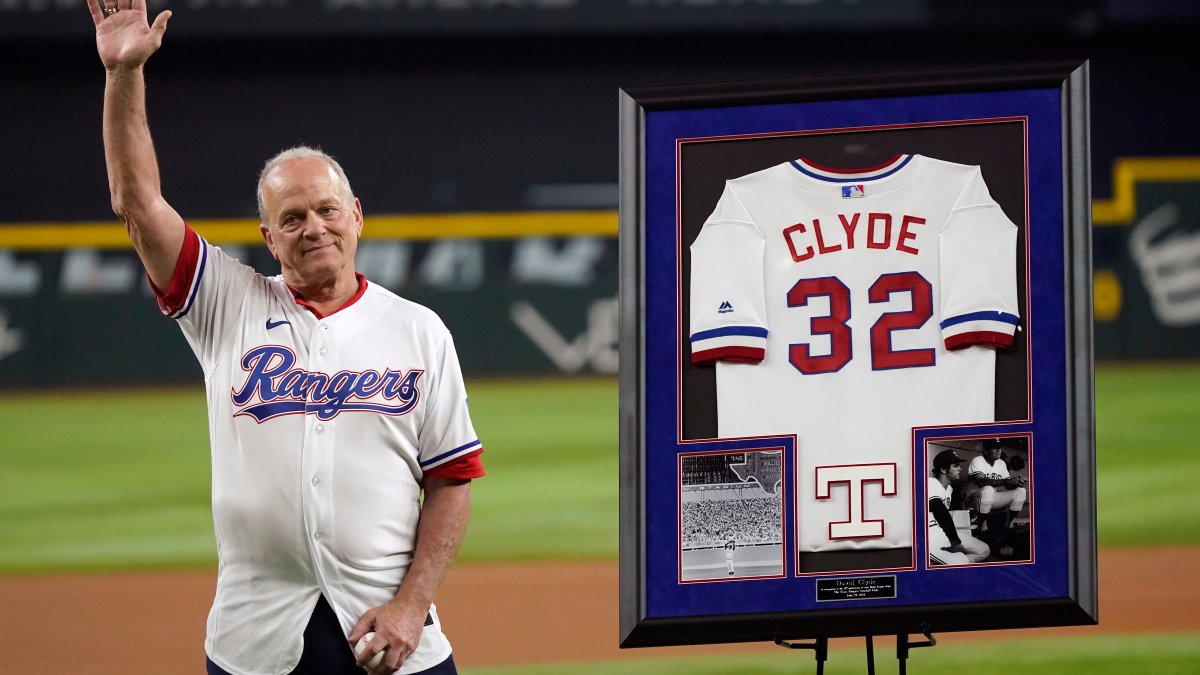 Rangers' new ballpark dimensions honor former players