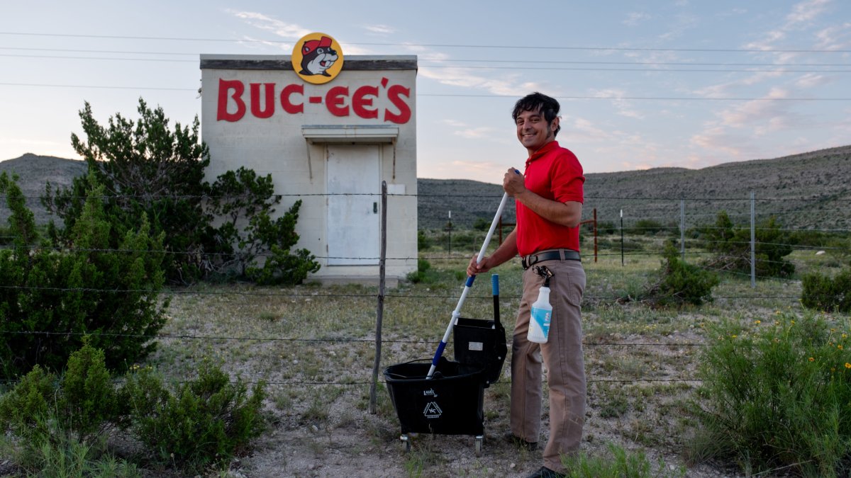 Miniature Buc-ee's makes its reappearance – NBC 5 Dallas-Fort Worth - Vimarsana News
