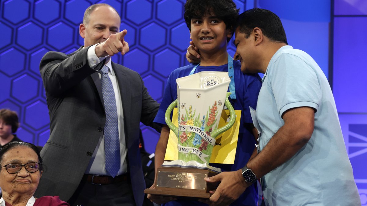 14-Year-Old Wins National Spelling Bee – NBC 5 Dallas-Fort Worth - Vimarsana News