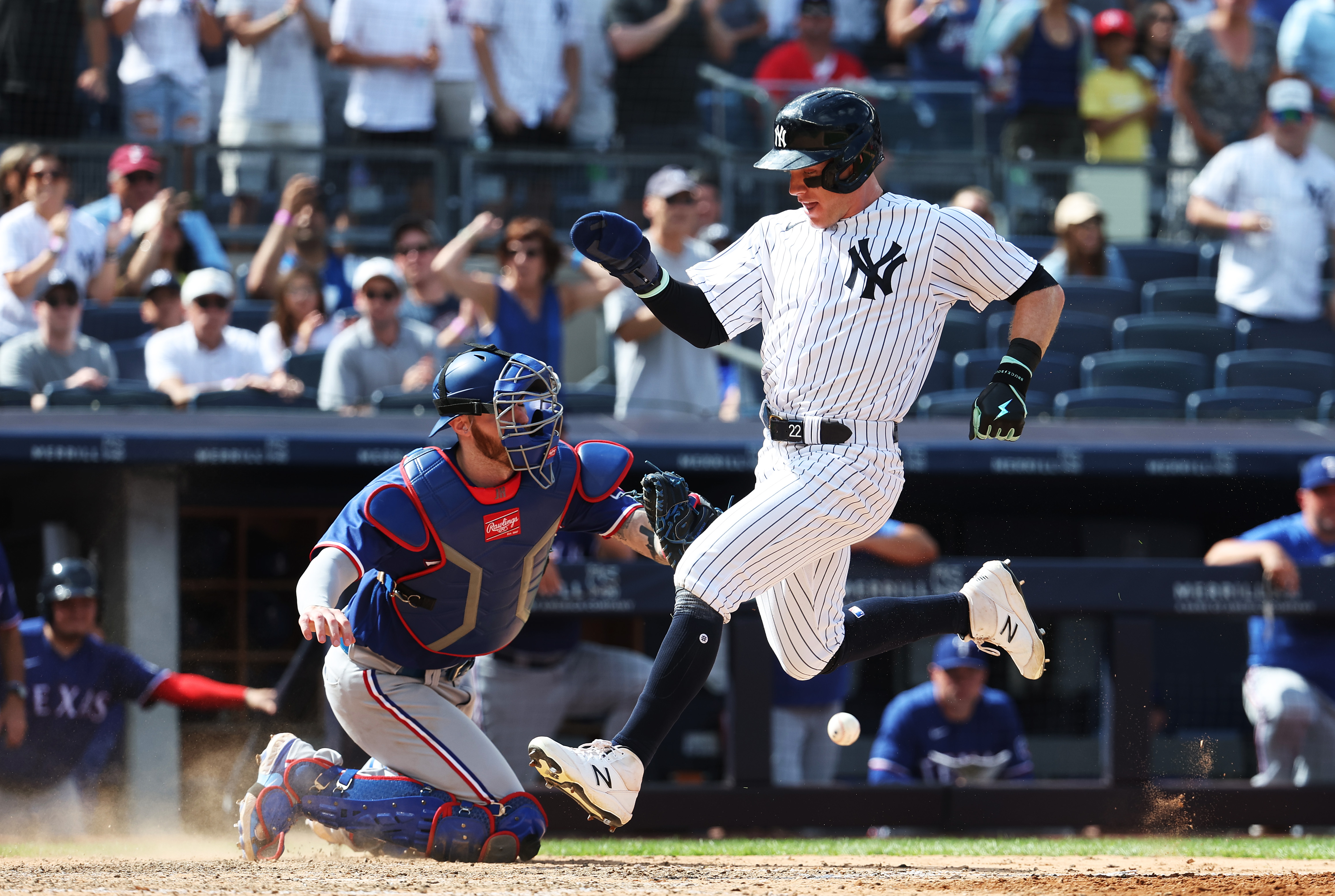 Bader has 2 go-ahead singles, 3 RBIs in Yankees debut