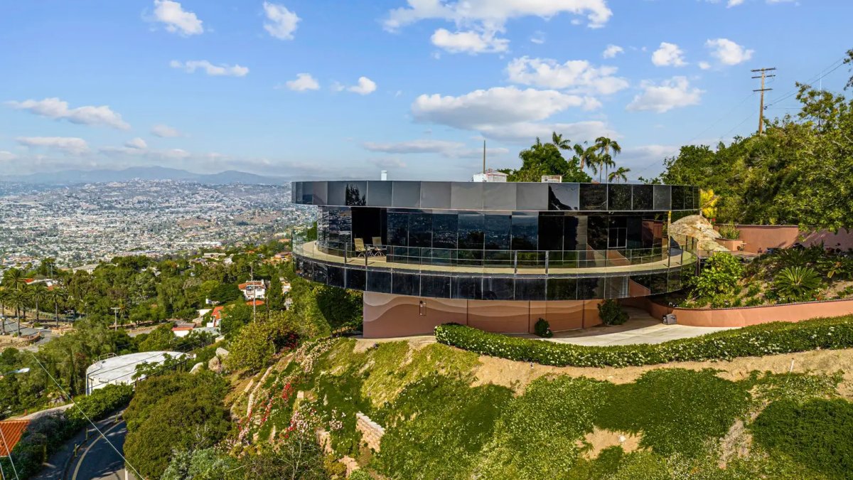 Inside the $5.3M rotating home for sale in San Diego County – NBC 5 Dallas-Fort Worth - Vimarsana News