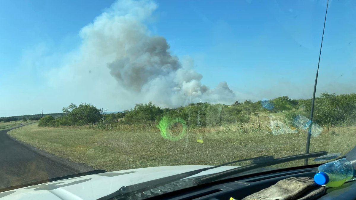 Wildfire burns hundreds of acres in Palo Pinto County – NBC 5 Dallas-Fort Worth - Vimarsana News