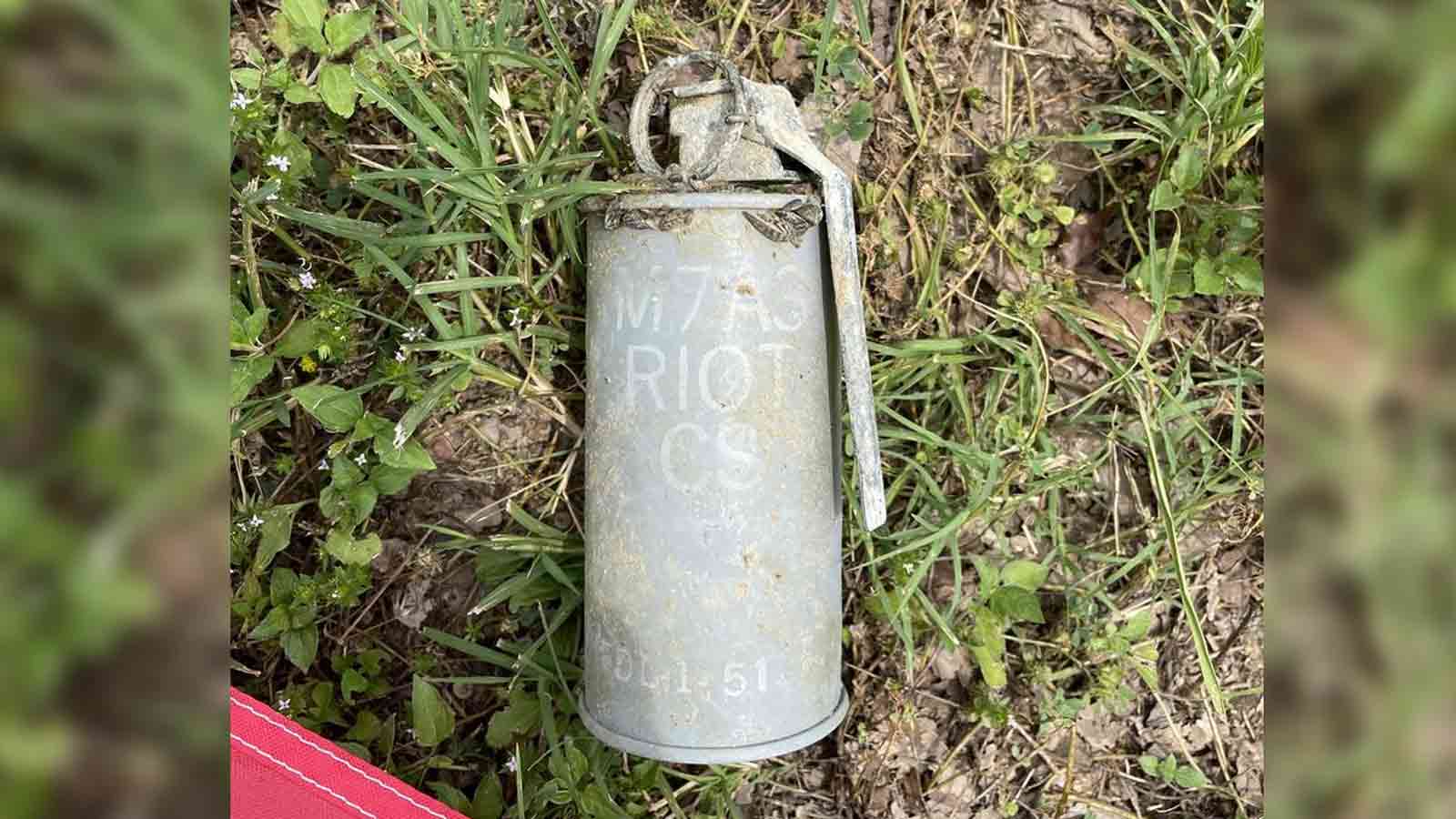 Scuba diver finds live tear gas grenade in Oklahoma lake – NBC 5