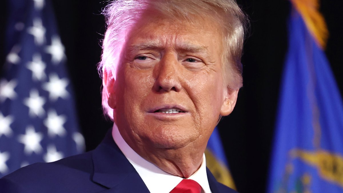 Convicted Ponzi schemer granted clemency by Trump charged with new Ponzi scheme - Vimarsana News