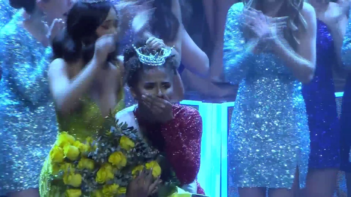 WATCH Ellie Breaux crowned Miss Texas 2023 NBC 5 DallasFort Worth