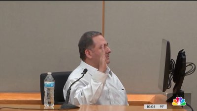 Man accused in murder-for-hire plot takes the stand in his own defense