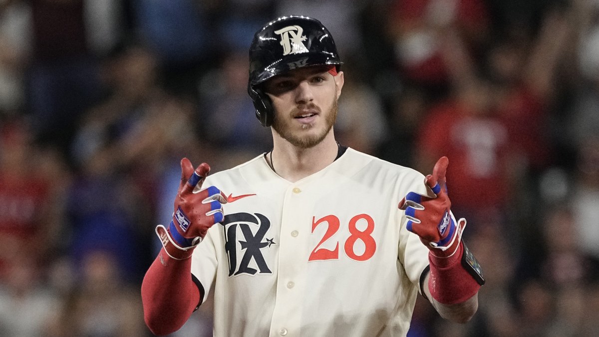 Heim, Rangers pound Guardians 12-4 after Naylor brothers go deep in same  inning for Cleveland