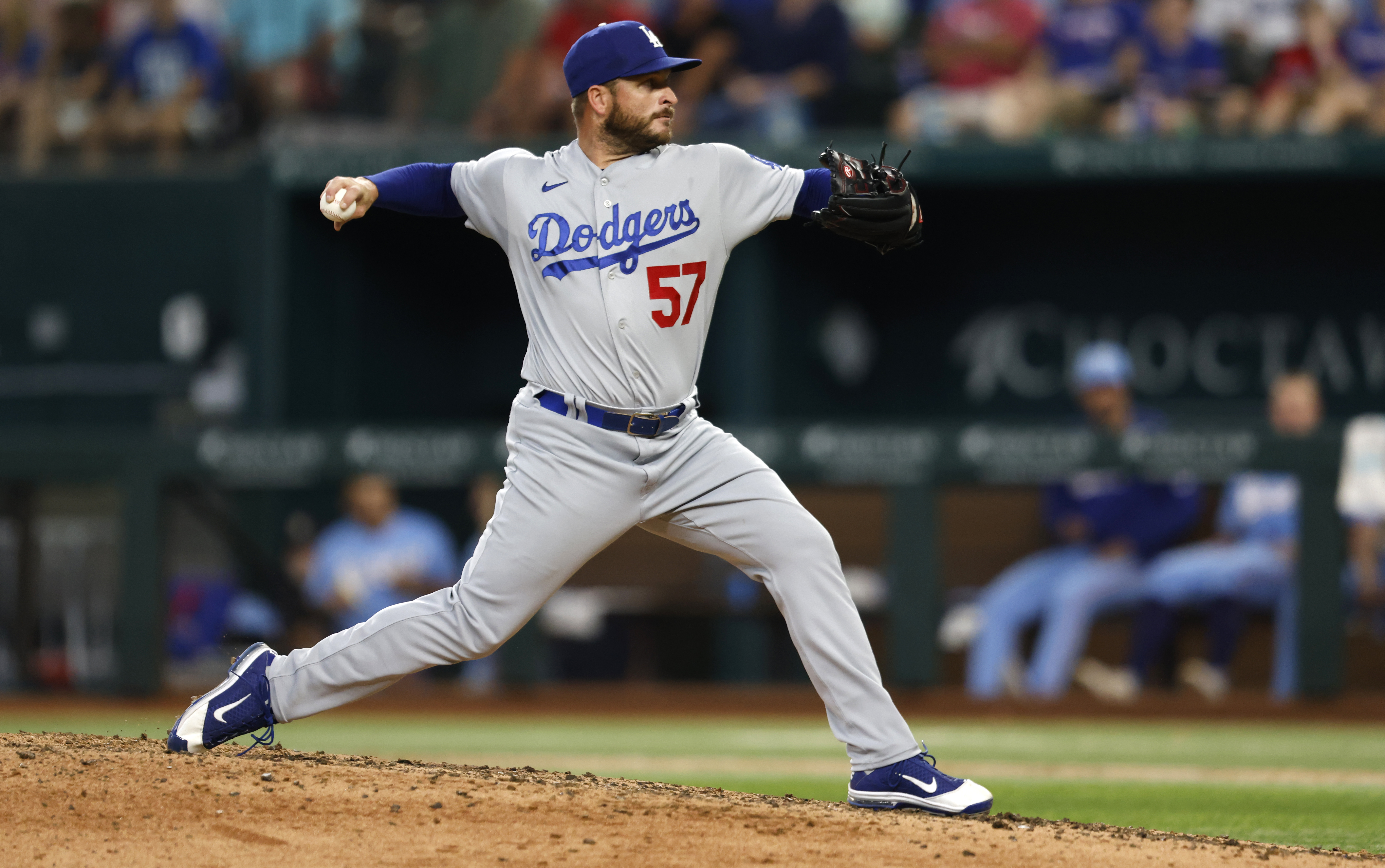 Pollock, Muncy help Dodgers beat Cubs to snap 4-game skid