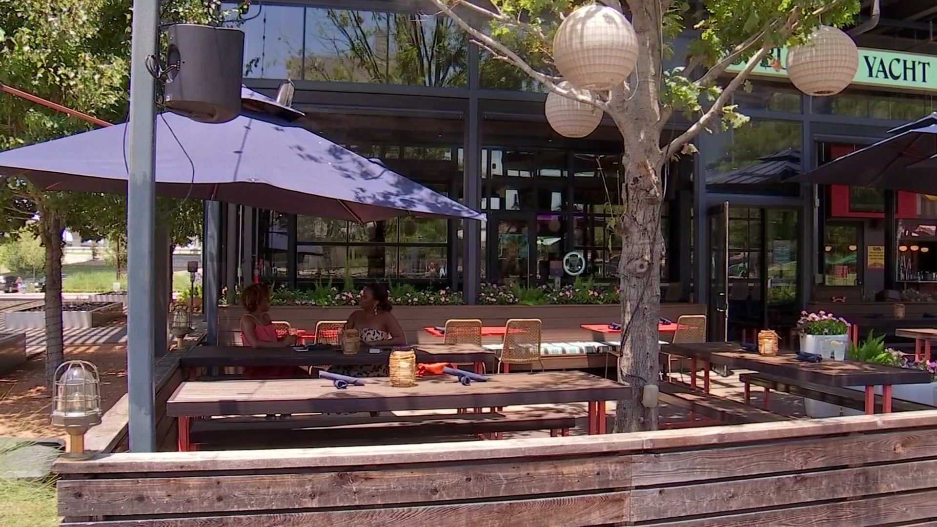 DFW-Area restaurants make adjustments to keep employees, customers safe in extreme heat – NBC 5 Dallas-Fort Worth - Vimarsana News