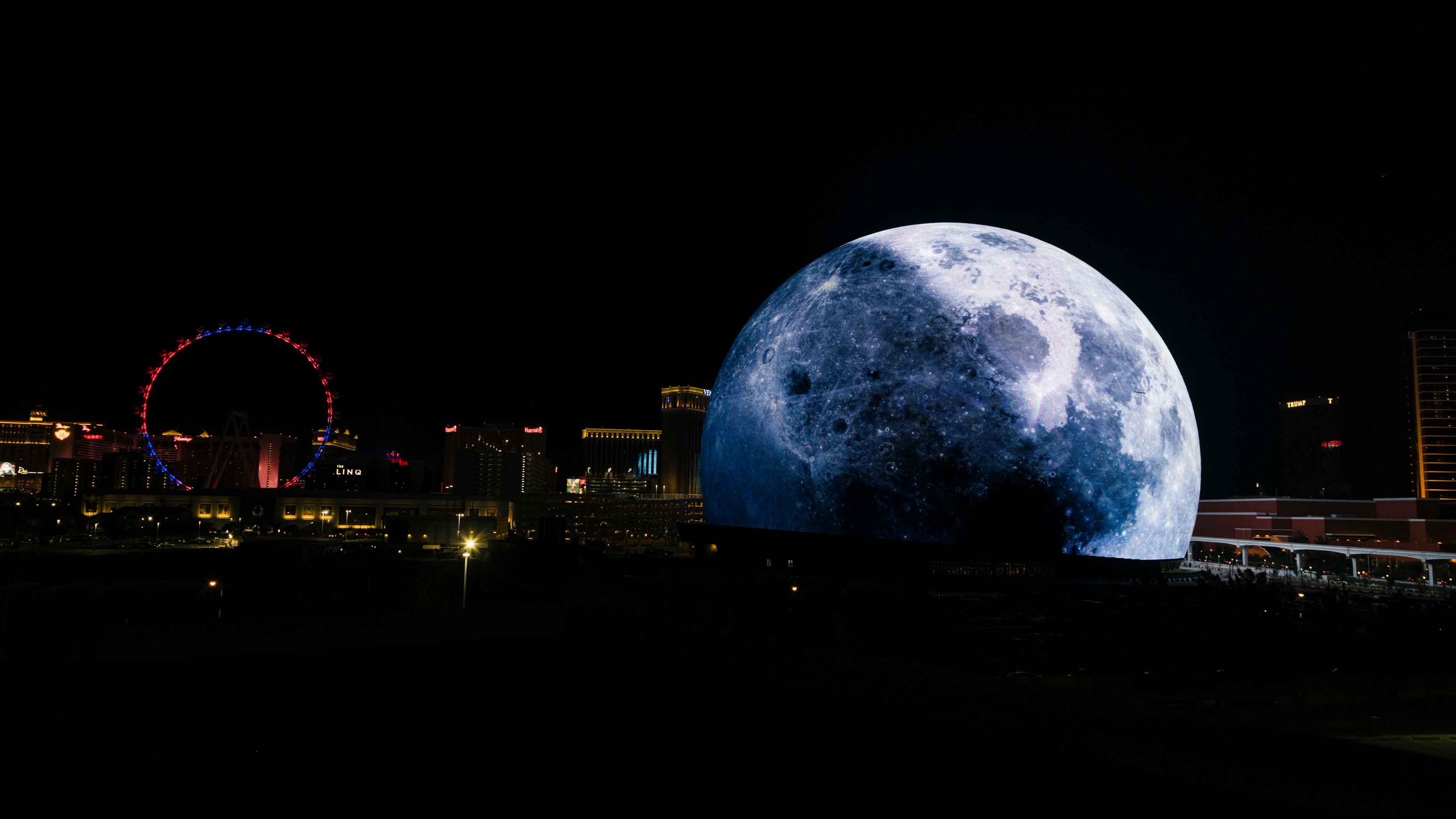 Las Vegas Raiders Blue Moon LED Desk Light