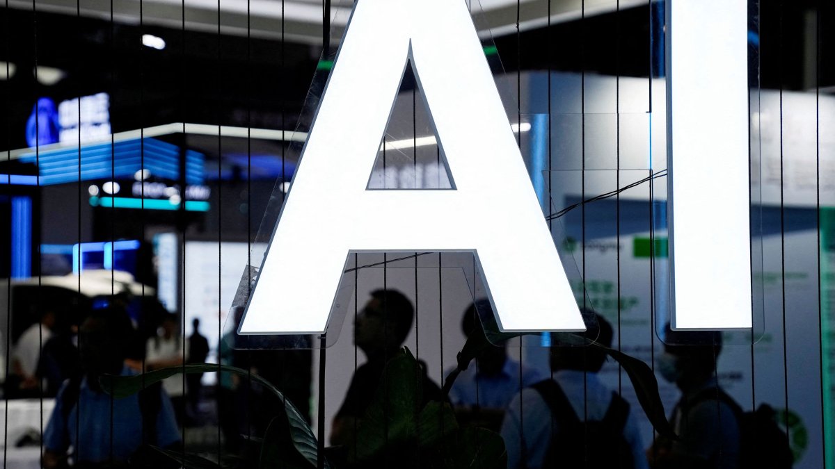 Cramer says AI hype is hurting this group of stocks that should benefit from recession worries - Vimarsana News