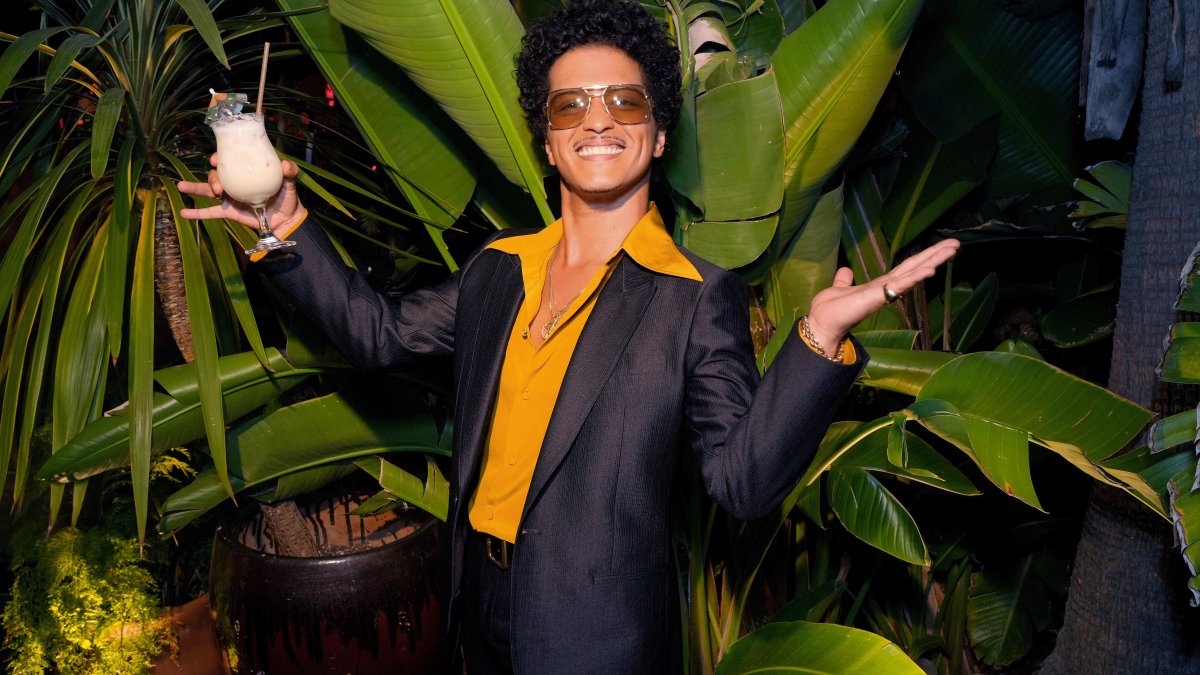 Bruno Mars reveals the No. 1 skill that's helped him succeed – NBC 5 Dallas-Fort Worth - Vimarsana News