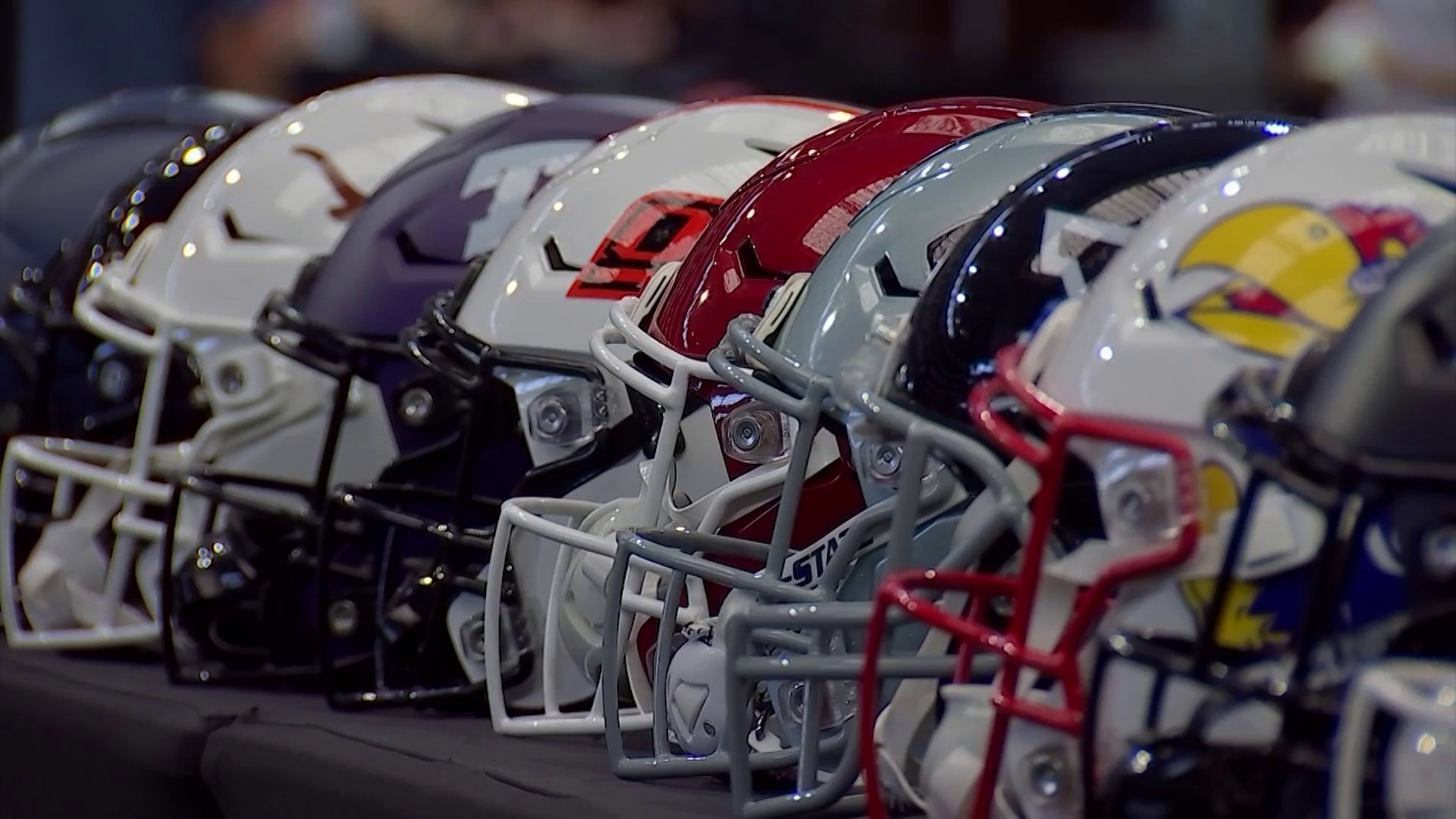 Sunday Night Football on NBC - The Broncos brought out the color