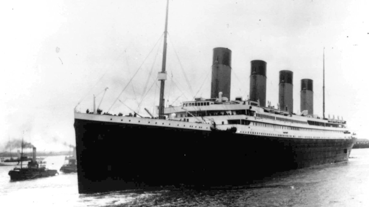US fighting planned Titanic expedition, saying wreck is a gravesite