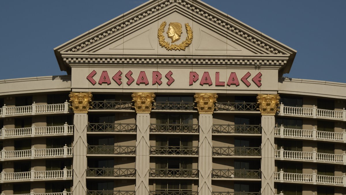 3 cases of Legionnaires' disease at Las Vegas hotels being investigated