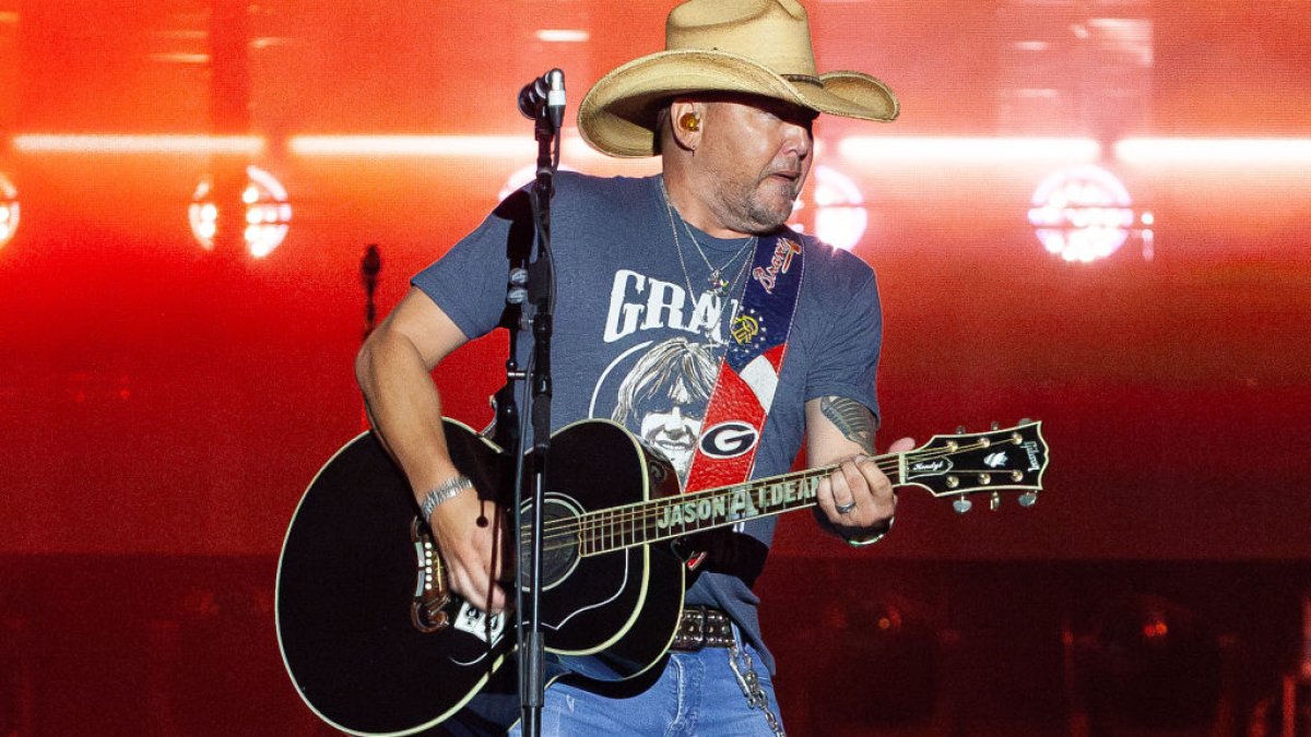 Jason Aldean announces new album featuring controversial 'Try That in a Small Town' – NBC 5 Dallas-Fort Worth - Vimarsana News