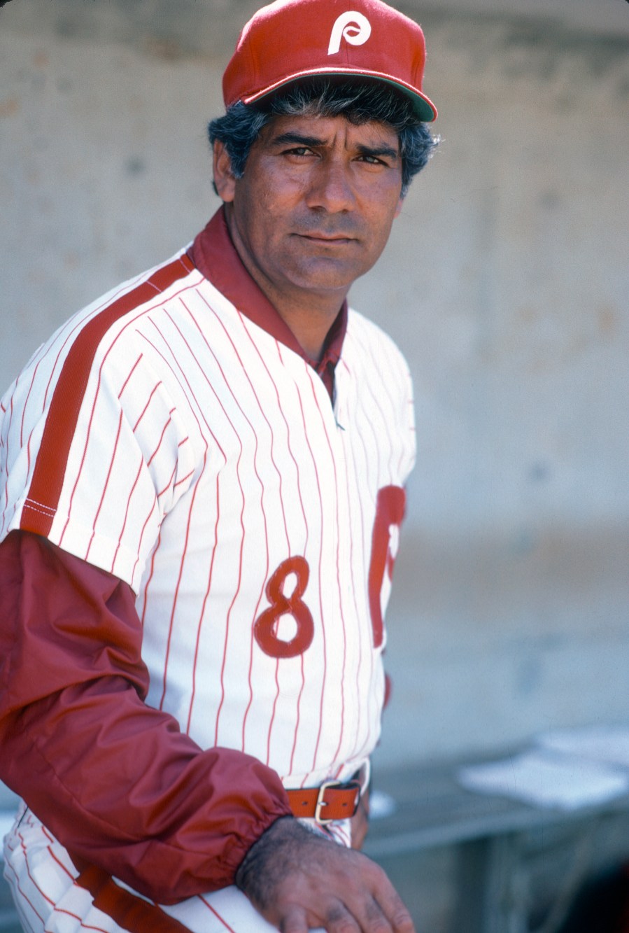 Pat Corrales, a former MLB manager, coach and catcher, dies at 82