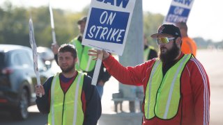 GM workers with the UAW Local 2250 Union strike outside the General Motors Wentzville Assembly Plant on September 15, 2023 in Wentzville, Missouri. 