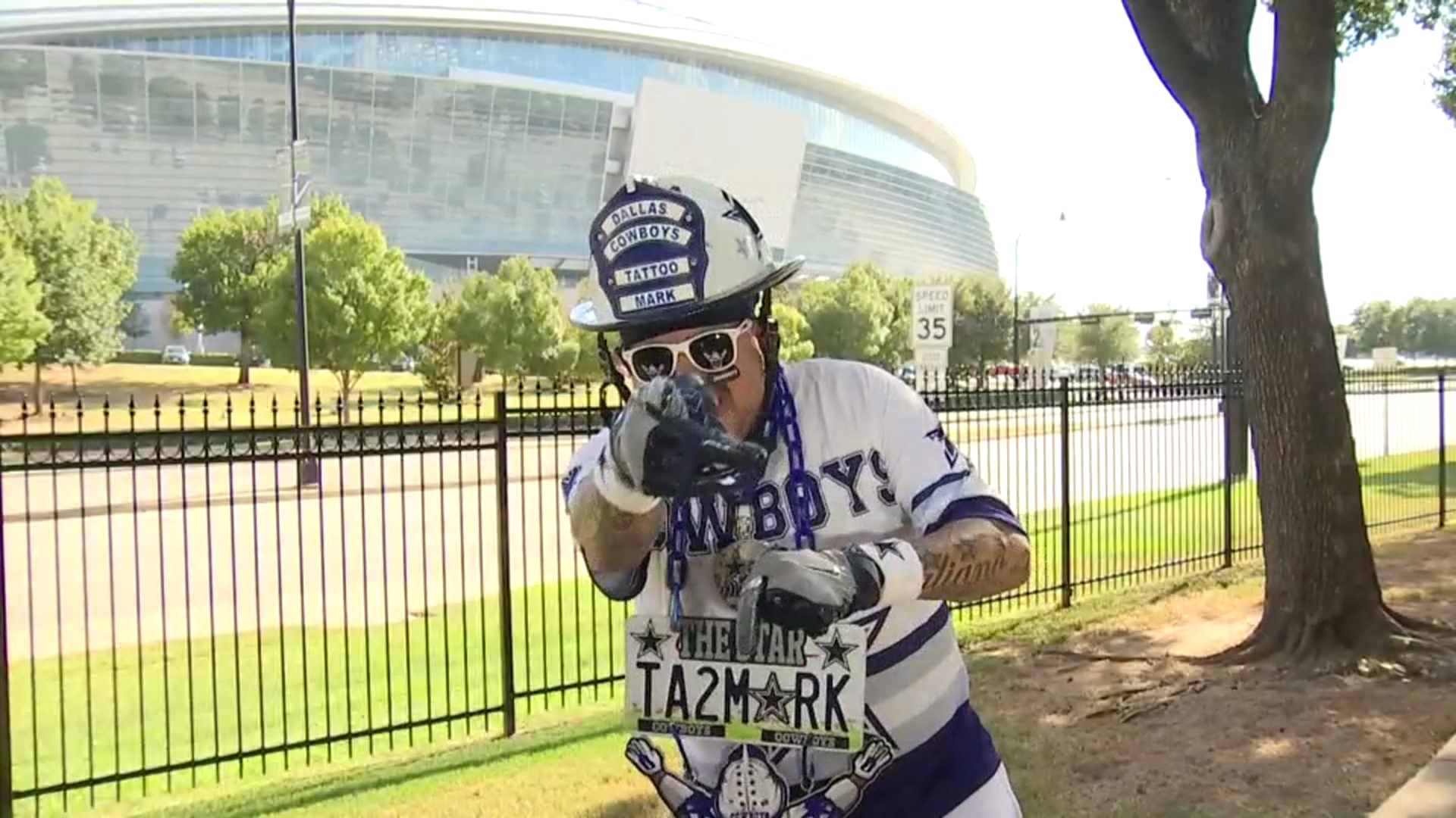 Dallas Cowboys Superfan Creates Unique Cowboy Hats for Fans – NBC 5 Dallas-Fort  Worth