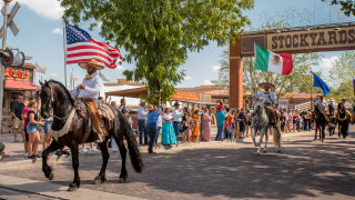 Horse parade in the stockyards during Fiestas Patrias.