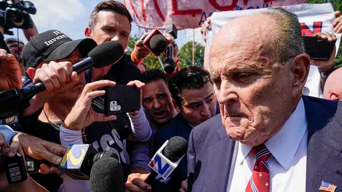 Rudy Giuliani pleads not guilty to charges in Georgia election case – NBC 5 Dallas-Fort Worth - Vimarsana News