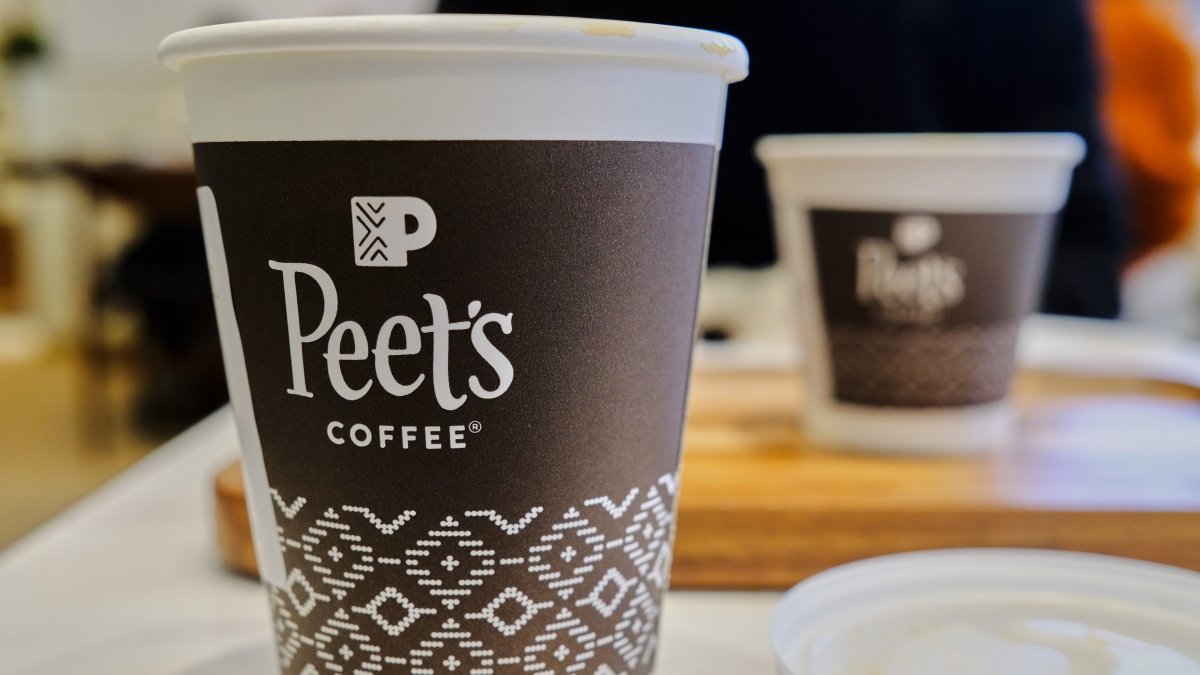 National Coffee Day: Peet's giving free drink to 'disloyal' customers – NBC 5 Dallas-Fort Worth - Vimarsana News