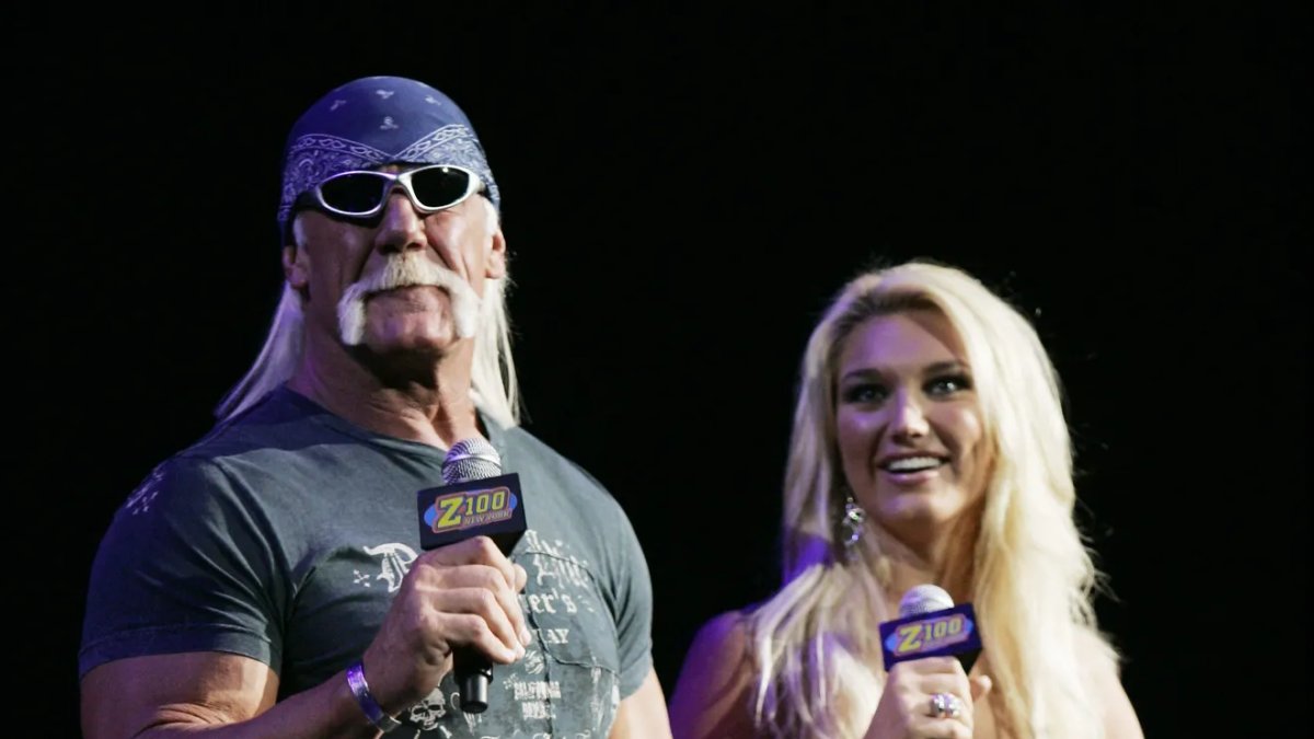 Brooke Hogan Shares Why She Didnt Attend Dad Hulk Hogans Wedding Nbc 5 Dallas Fort Worth